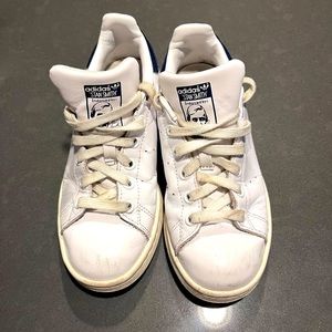 Adidas| STAN SMITHS (WHITE & NAVY)